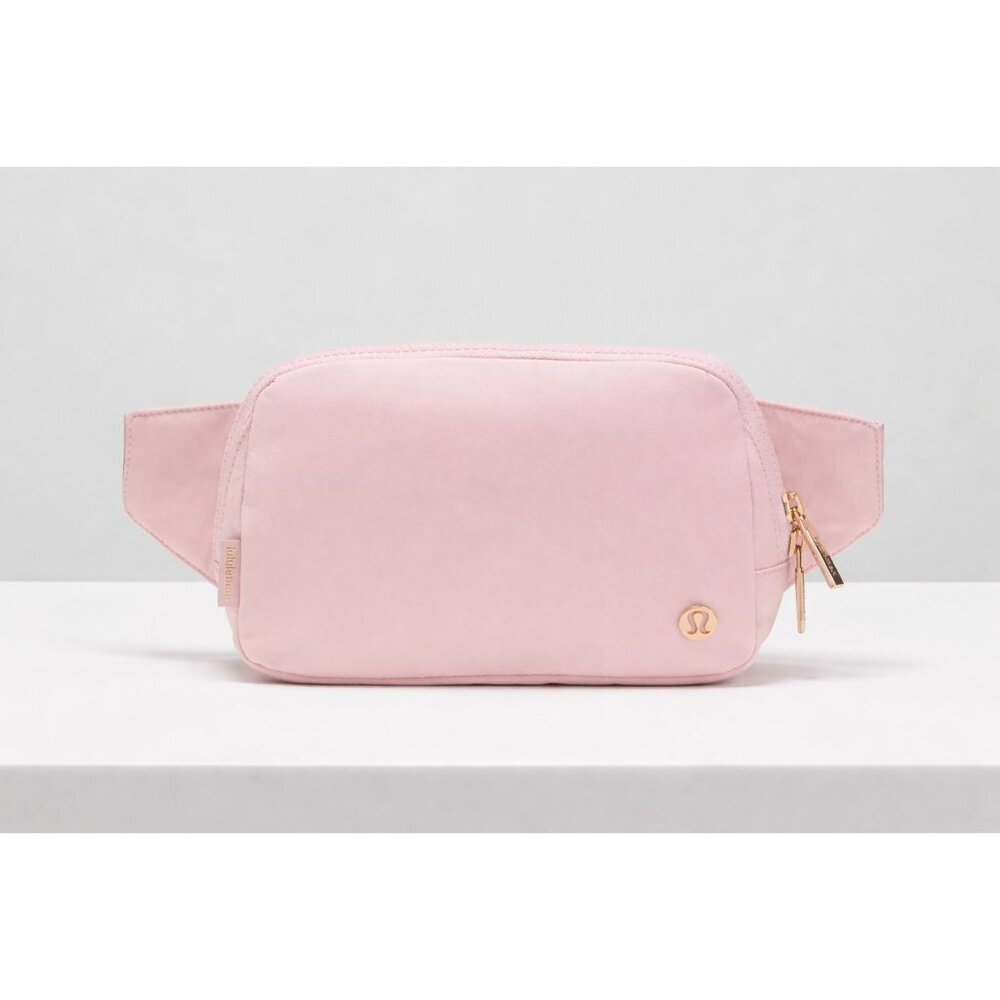 NWT Lululemon Everywhere Belt Bag Large 2L Blissful Pink Sold out on line